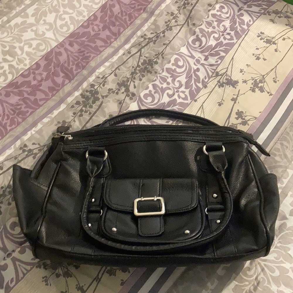 ⭐️ Black Pocketbook